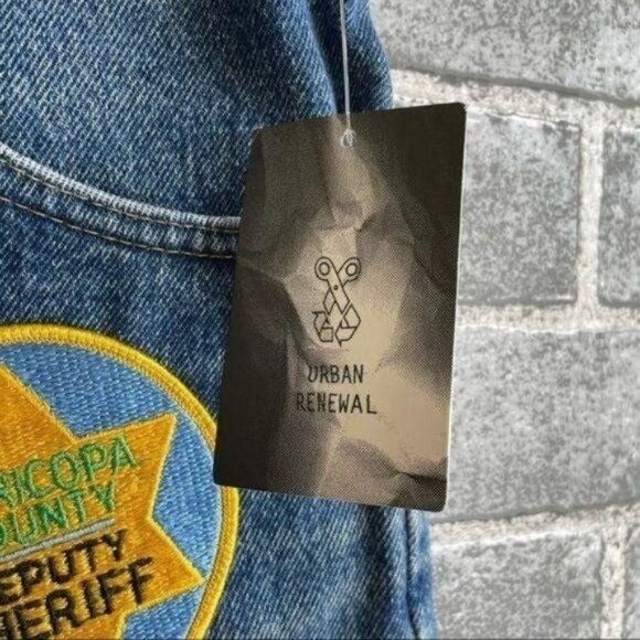 Lee Urban Renewal Vintage Remade Jean Shorts Patch - Picture 9 of 10